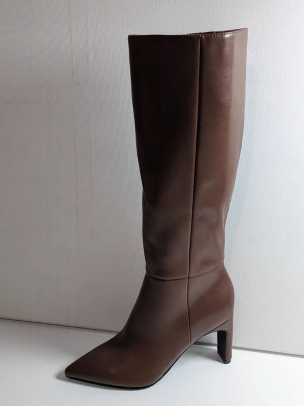 Women's Knee High Boots Squared Toe 3 Inch Chunky Block Low Heels Brown EUC